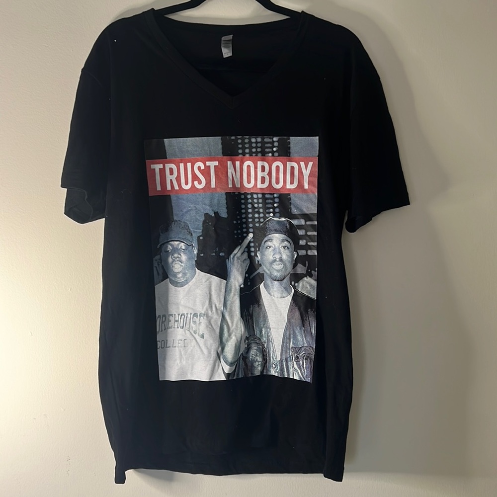 Unisex medium Tupac/biggie t shirt